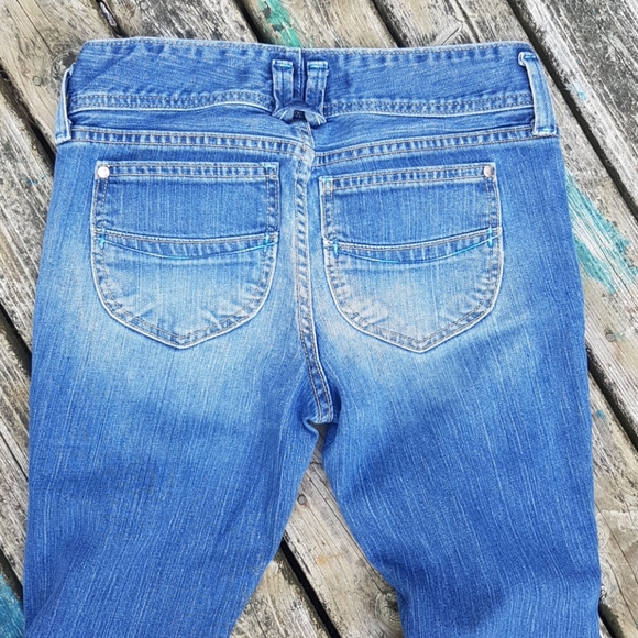 🌾3 for $30 ♡ GAP low rise crop distressed jean - Picture 4 of 5